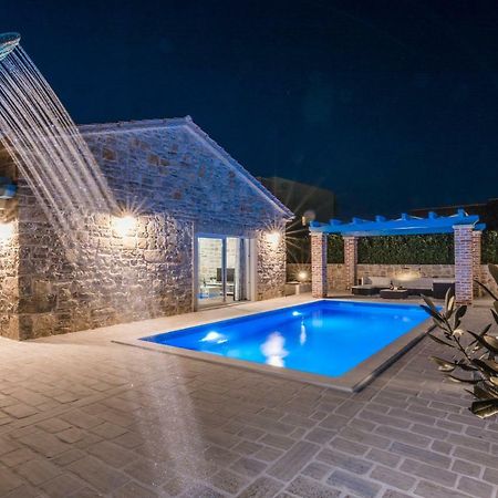 Villa Delozija Sukosan Luaran gambar