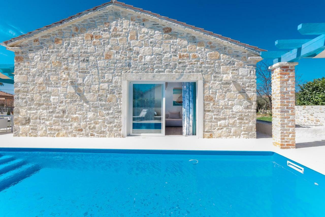 Villa Delozija Sukosan Luaran gambar